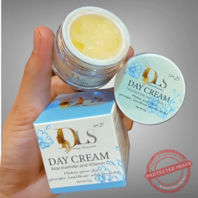 Deli Skin Day Cream SPF30PA++++ Niacinamide+ Vitamin C 15g